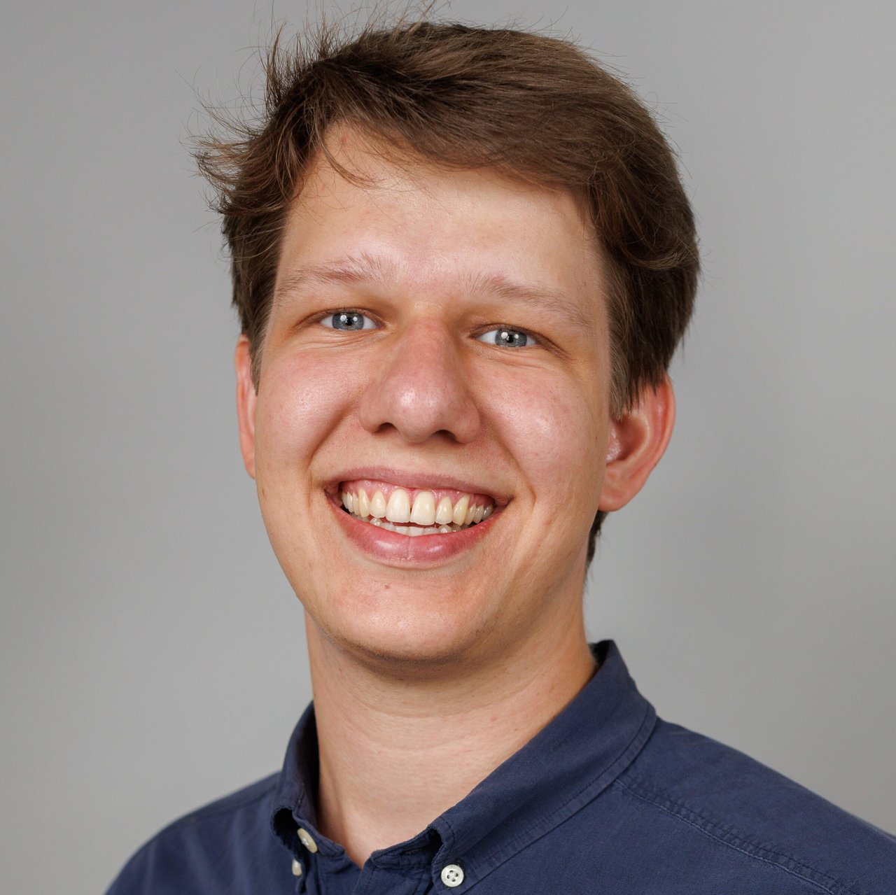 IJM Teamporträts 4x5 025 Tim Wieck