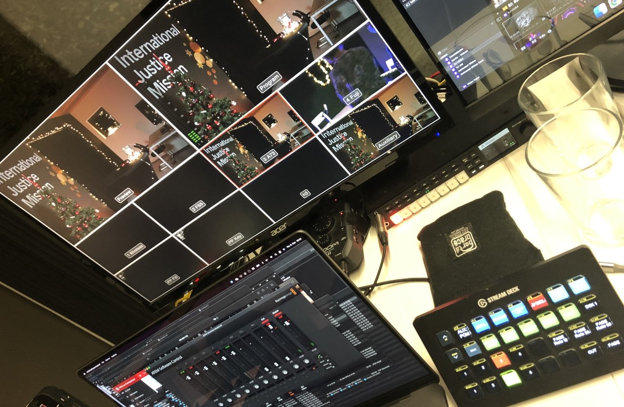 1hadvent studio