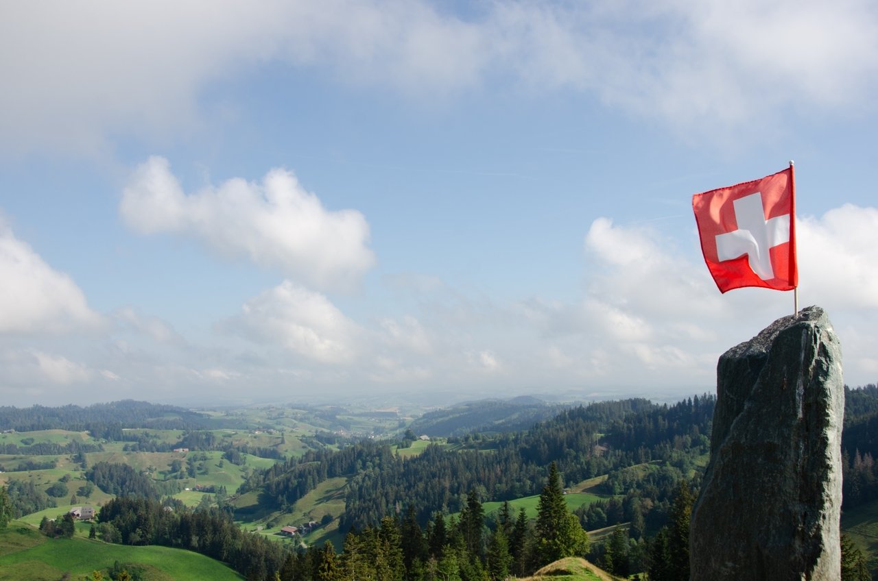 Nadine marfurt V5 XW Bdj VWKA unsplash